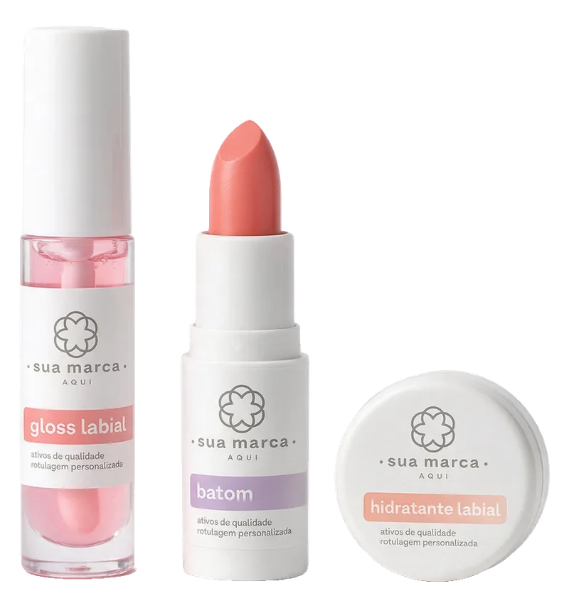 Gloss, batom e hidratante labial com rótulo “sua marca aqui”